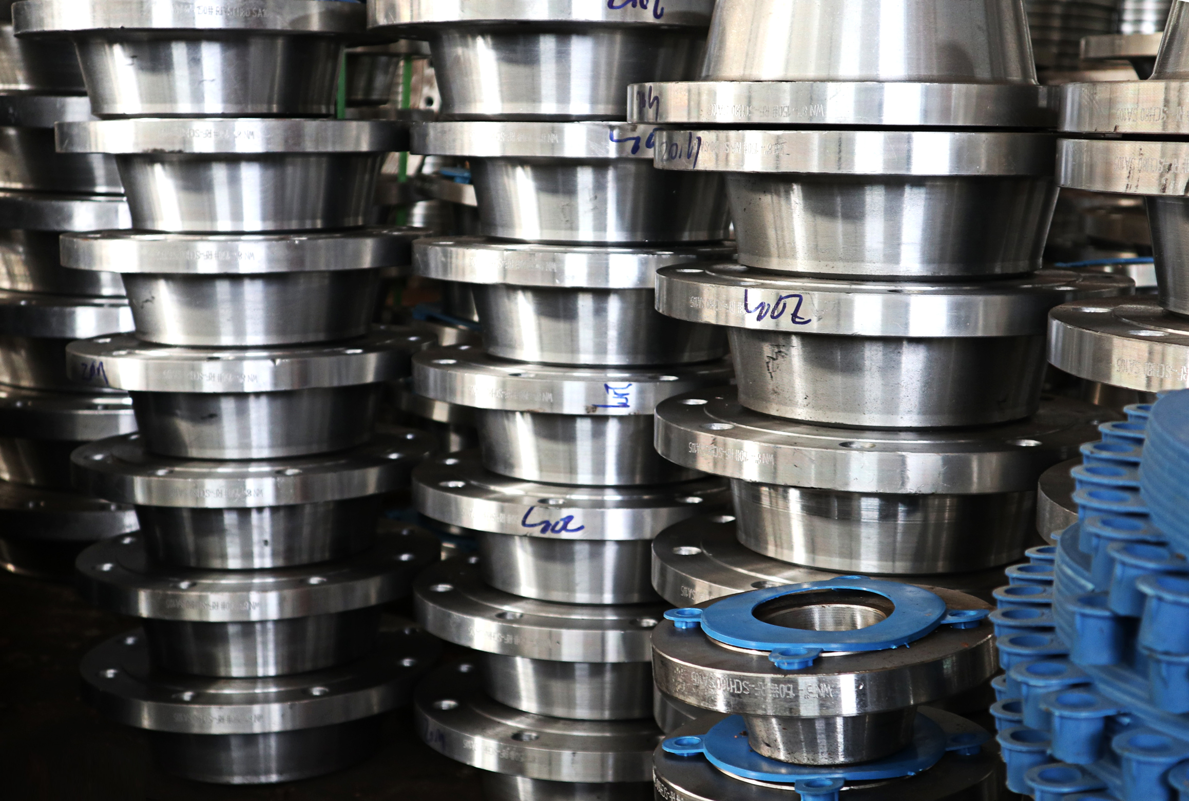 加工不銹鋼法蘭時(shí)存在什么樣的問題以及如何解決？